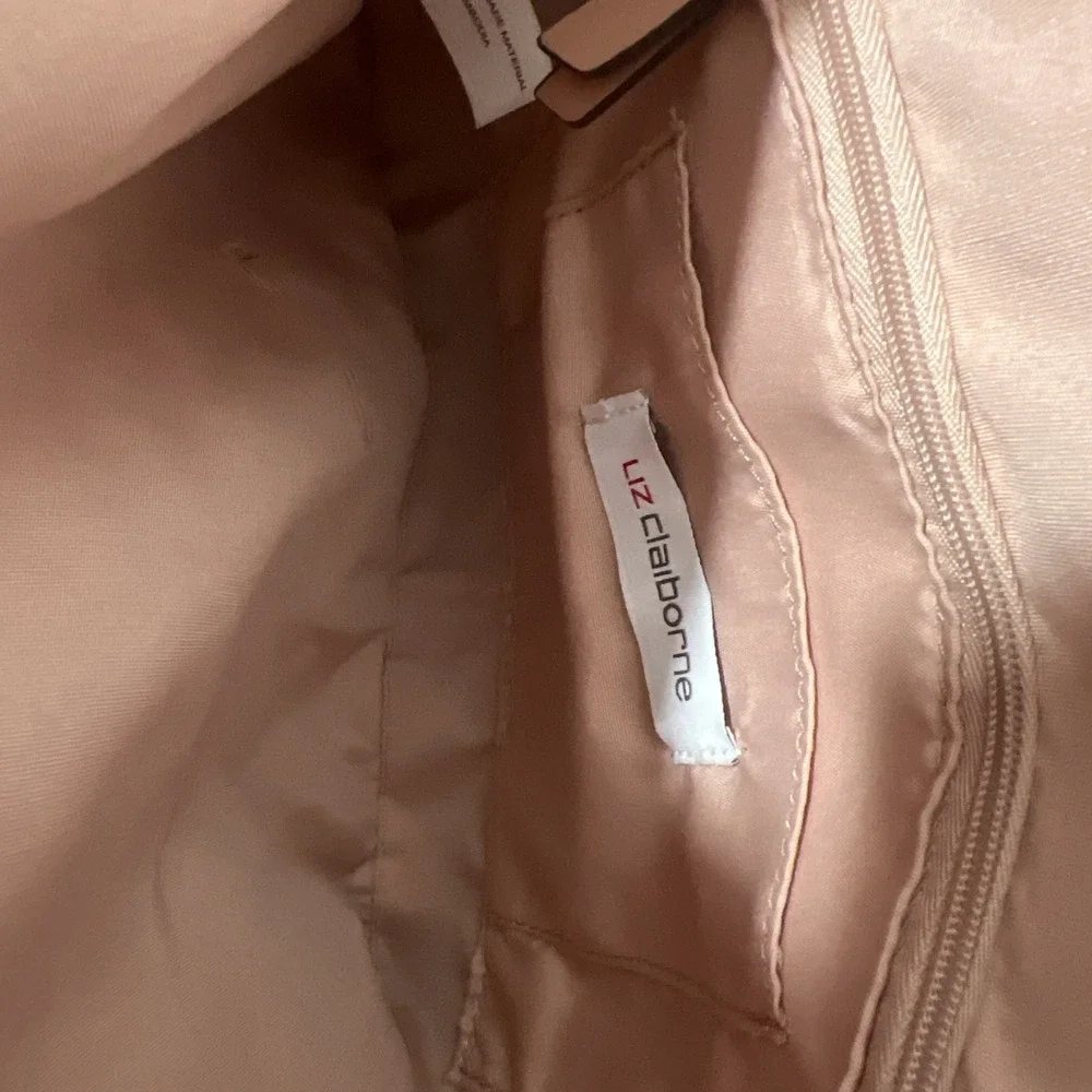 Liz Claiborne Large Light Pink  Faux‎ Leather Tote Purse Excellent Condition